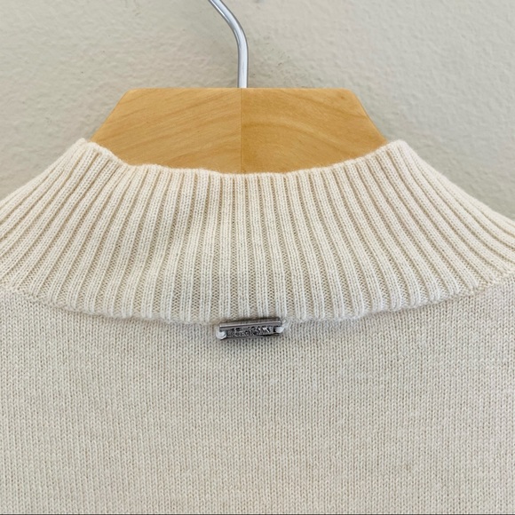 ST. JOHN // Mock Neck Color Block Wool Sweater - Picture 6 of 9